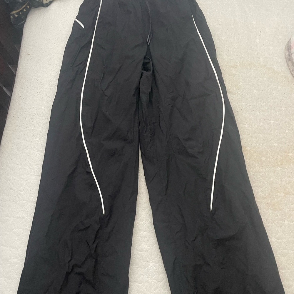 Lululemon Athletica Black Pants with Gray Detail